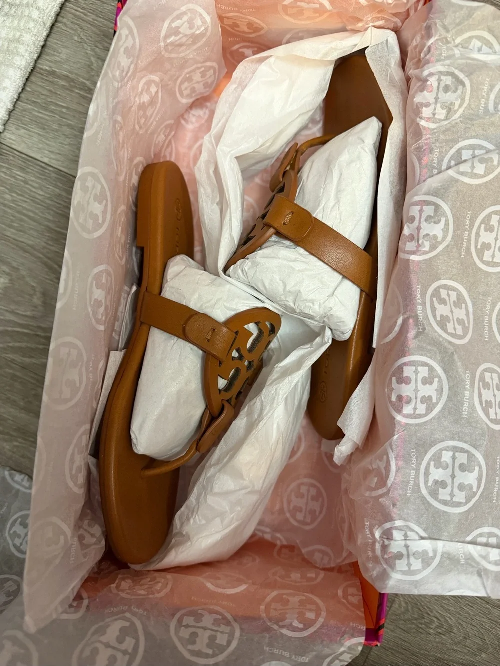 Tory Burch Leather Logo Slide Sandals — Cognac Brown